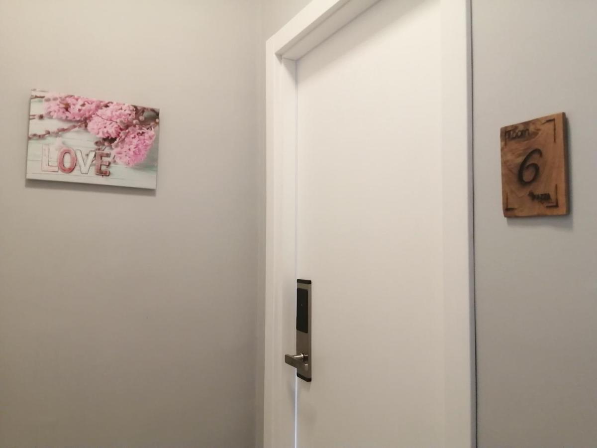 La Piazza Hotel Szumen Zewnętrze zdjęcie