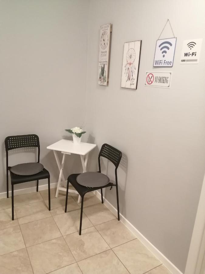 La Piazza Hotel Szumen Zewnętrze zdjęcie