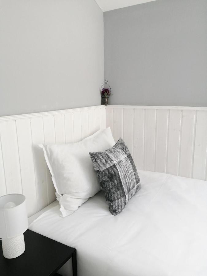 La Piazza Hotel Szumen Zewnętrze zdjęcie