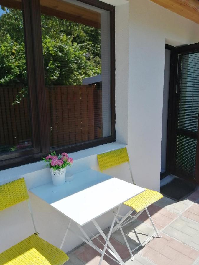 La Piazza Hotel Szumen Zewnętrze zdjęcie