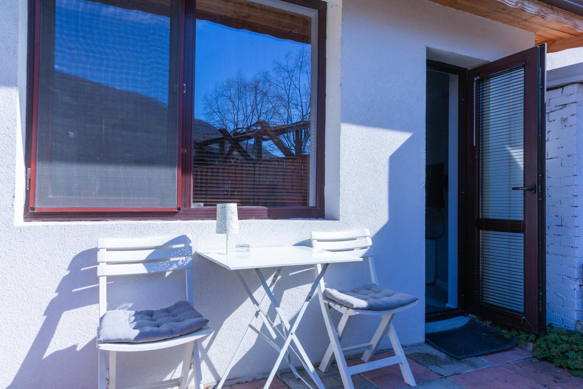 La Piazza Hotel Szumen Zewnętrze zdjęcie