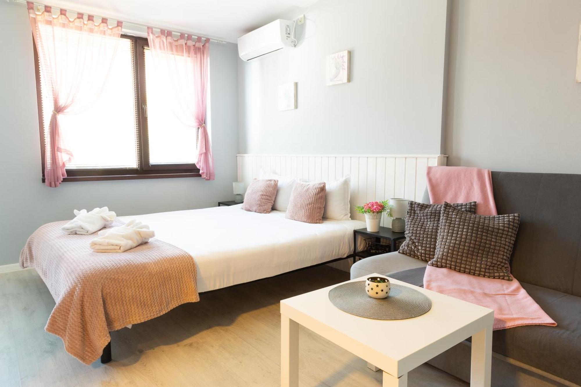 La Piazza Hotel Szumen Zewnętrze zdjęcie