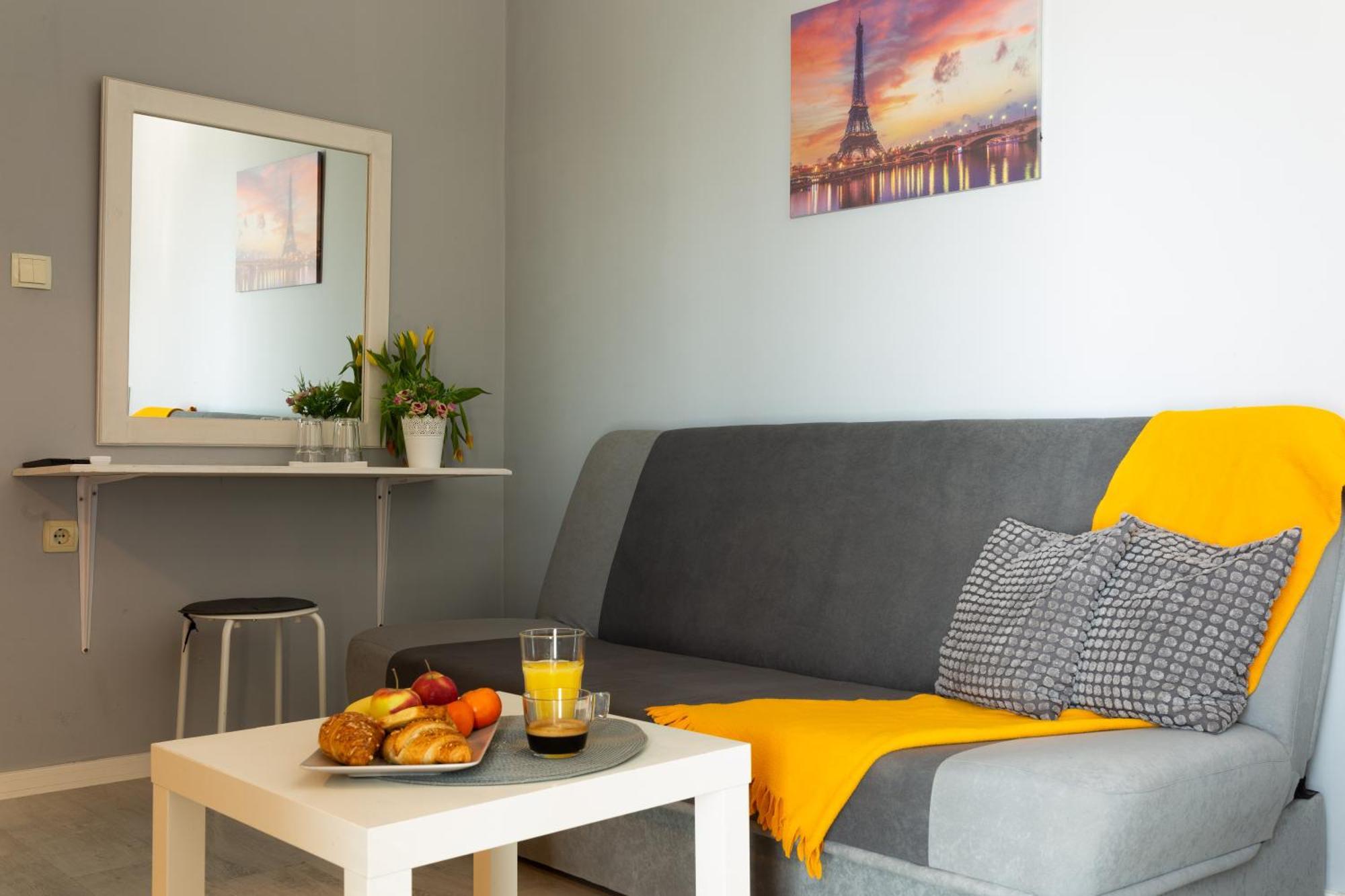 La Piazza Hotel Szumen Zewnętrze zdjęcie