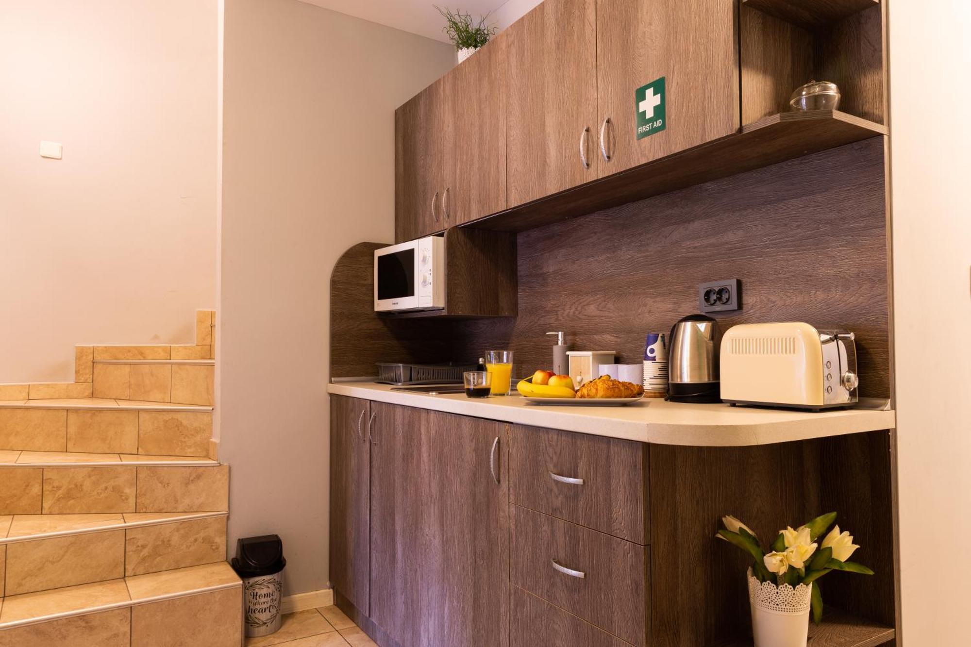 La Piazza Hotel Szumen Zewnętrze zdjęcie