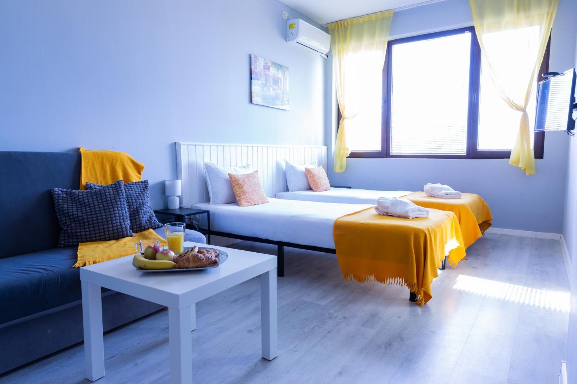 La Piazza Hotel Szumen Zewnętrze zdjęcie