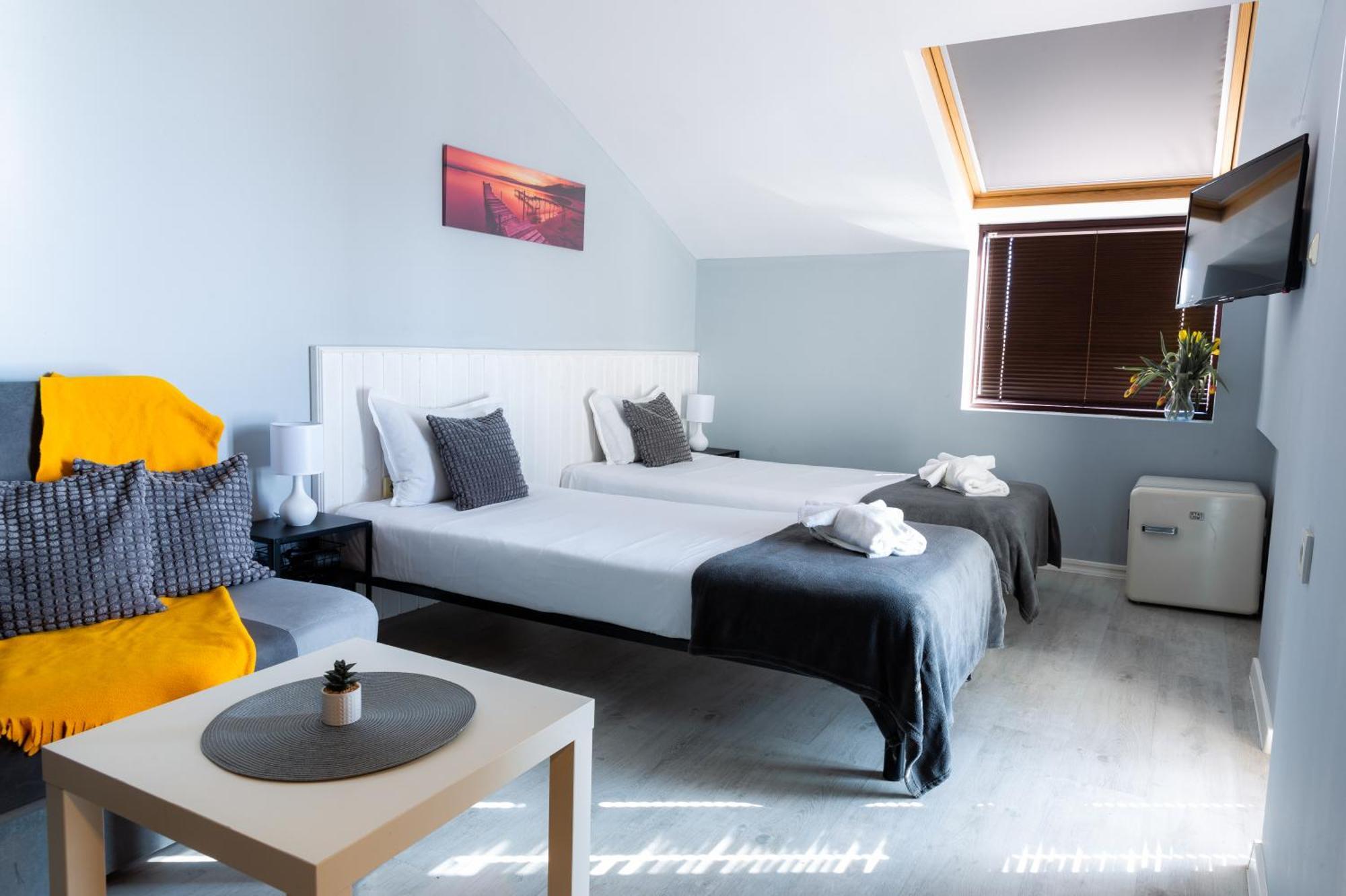 La Piazza Hotel Szumen Zewnętrze zdjęcie